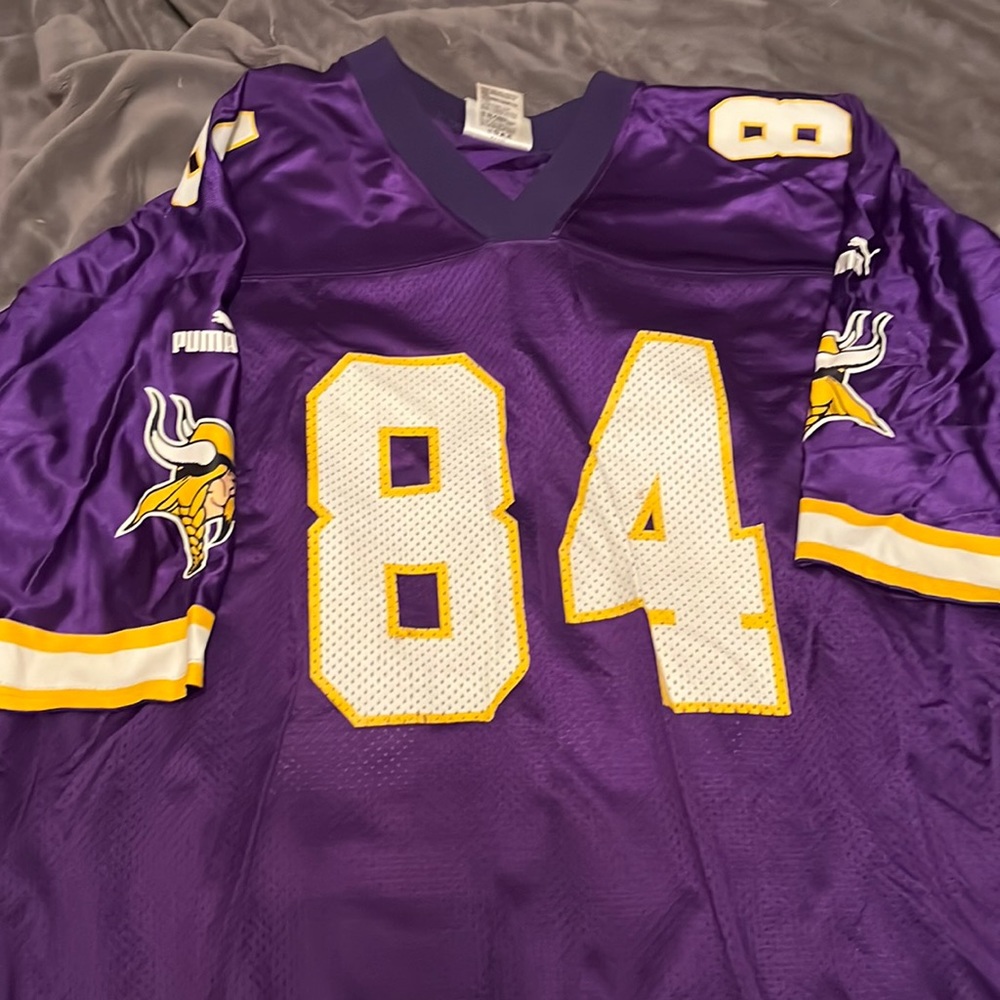 Used 2xl Puma Vikings jersey in perfect condition #84 Randy Moss